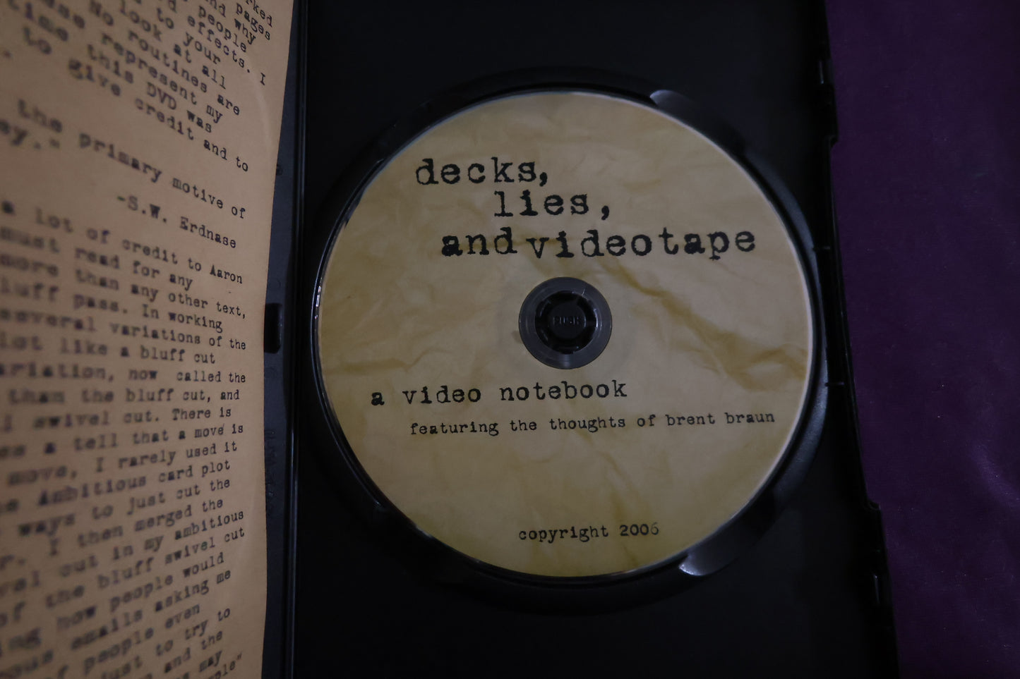 【中古:状態A】decks, lies, and videotape