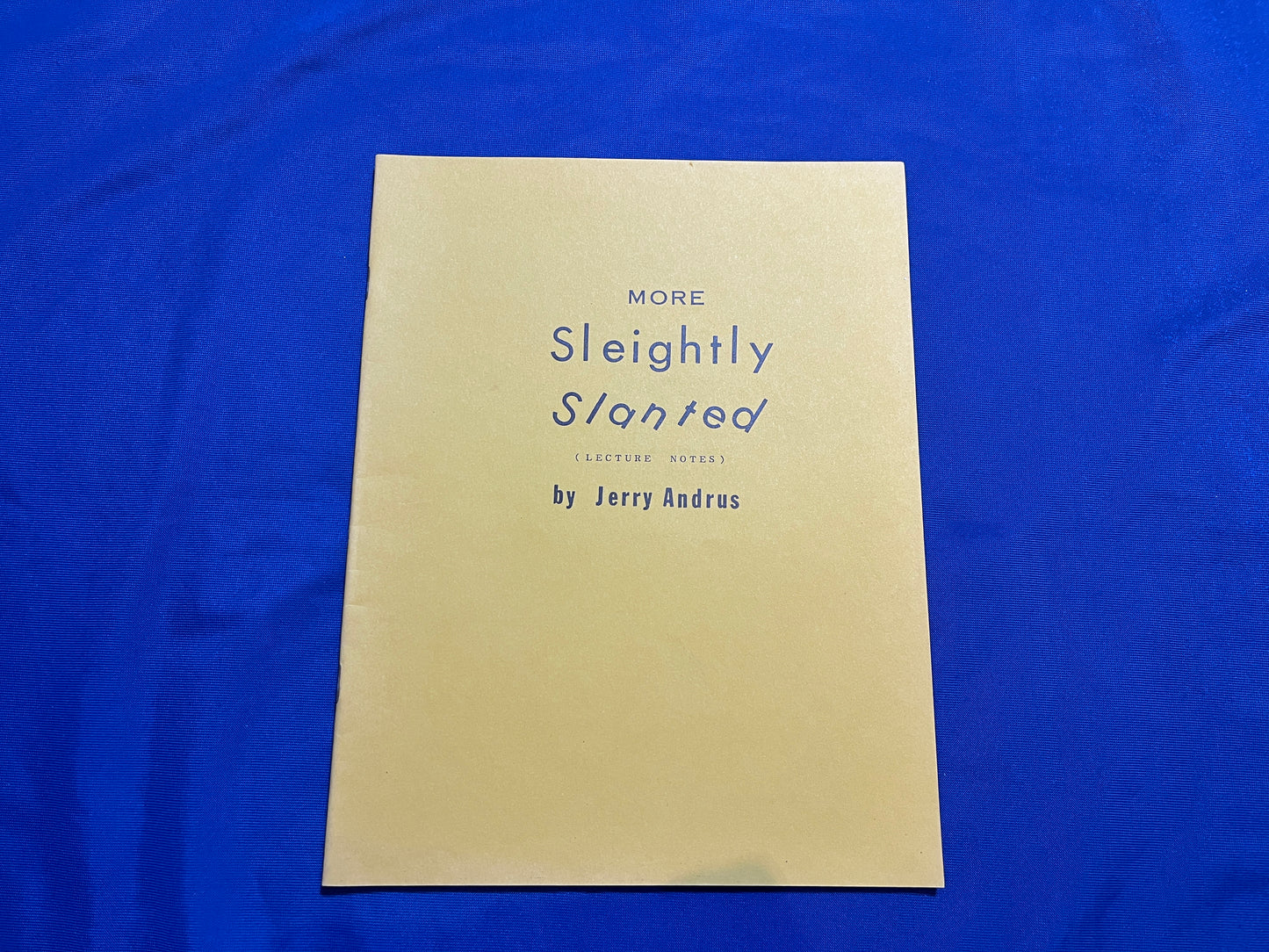 【中古:状態B】MORE Sleightly Slanted