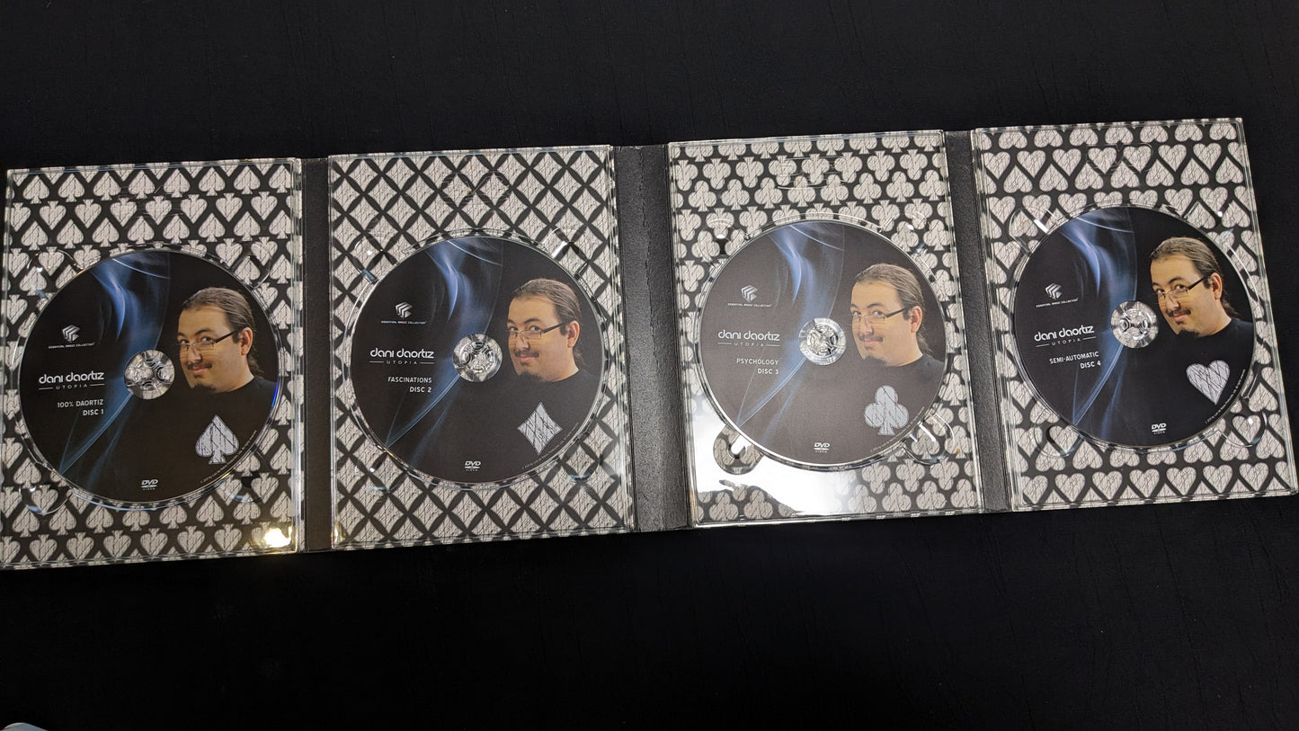 【中古:状態B】Utopia (日本語字幕付き・4枚組DVD) by Dani DaOrtiz
