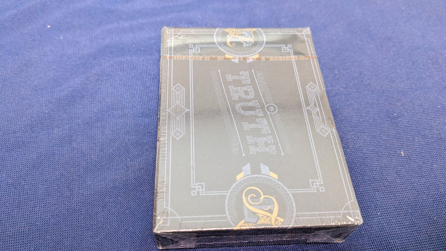 【中古:状態S】Truth Playing Cards (Lies are Convenient)