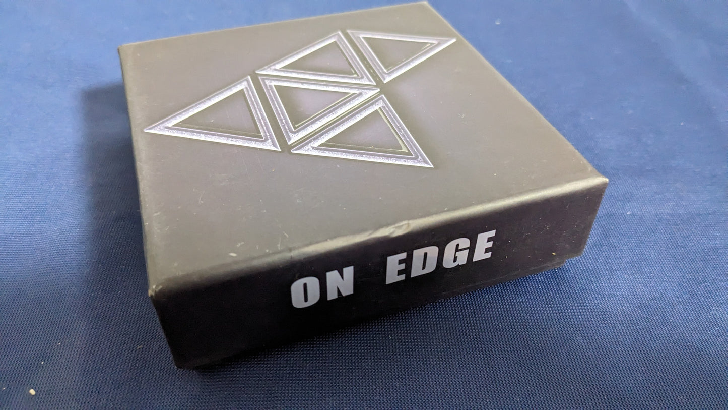 【中古:状態A】オン エッジ(トランプタワー バランス)On Edge