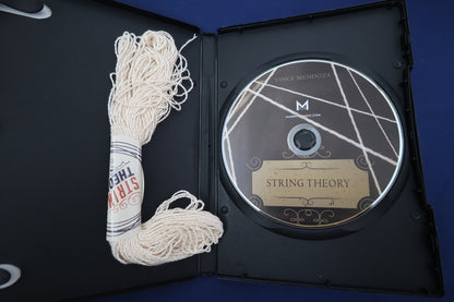 【中古：状態A】STRING THEORY