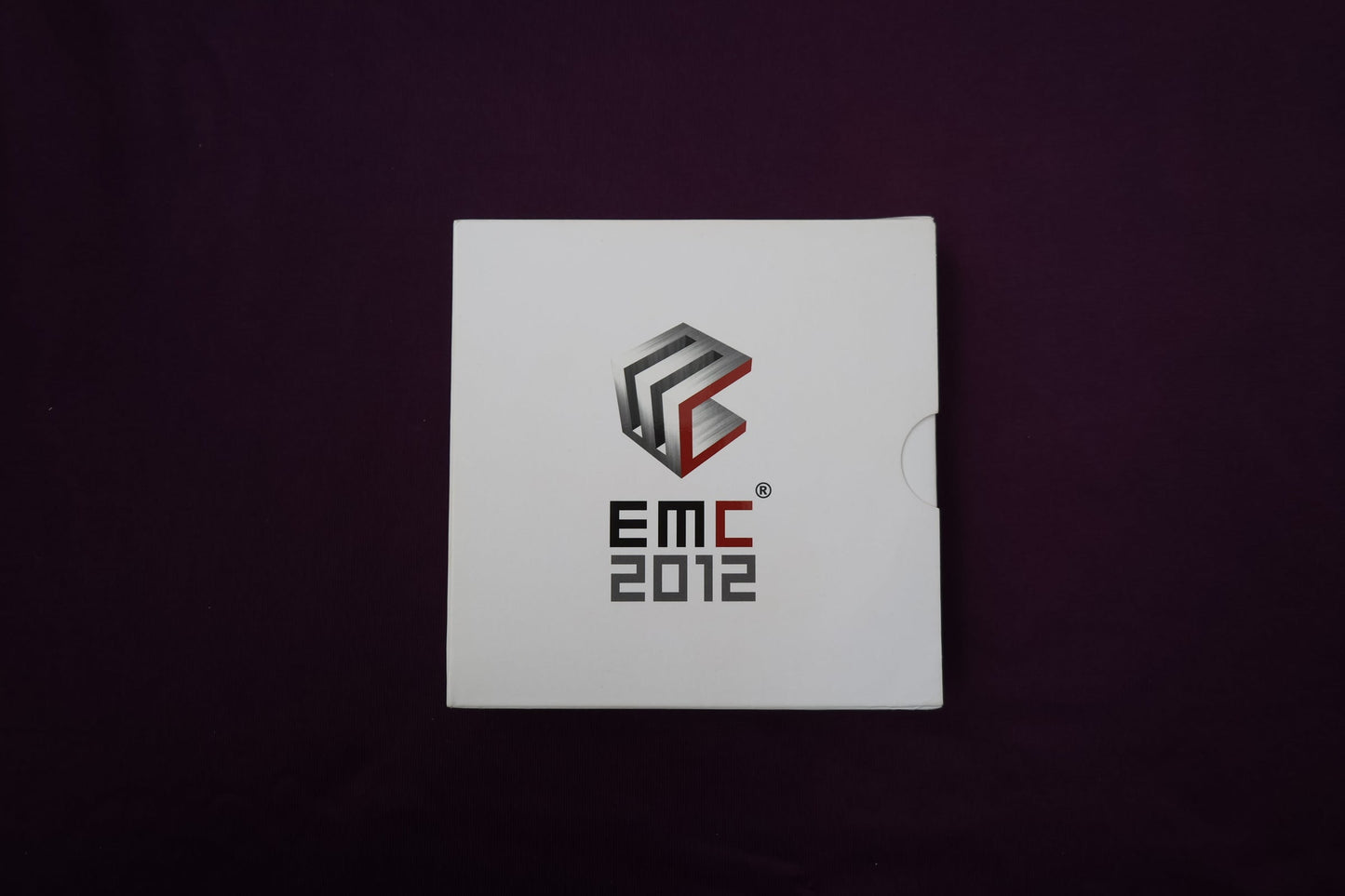 【中古：状態A】EMC 2012
