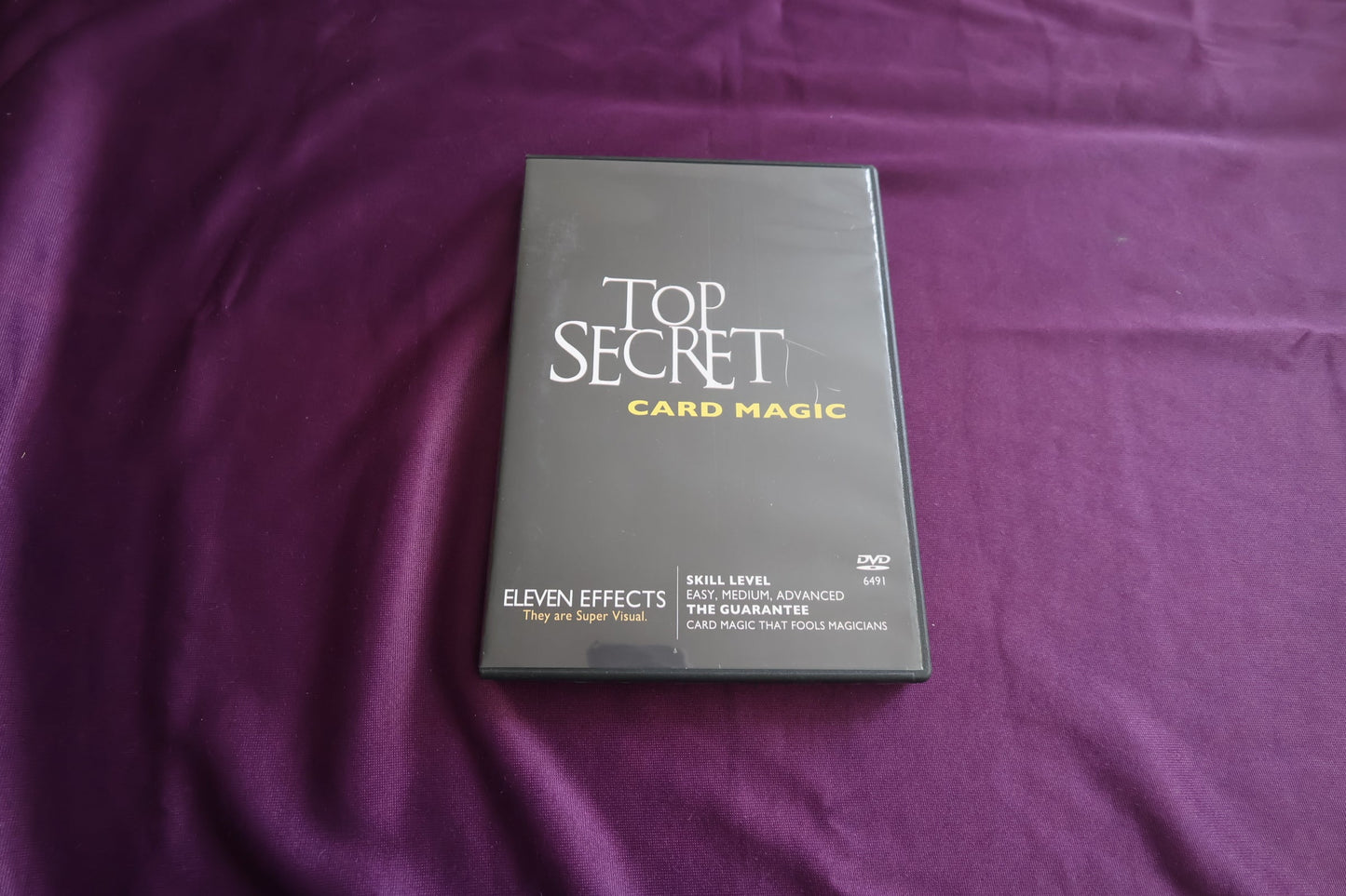 【中古：状態A】TOP SECRET CARD MAGIC by ELEVEN EFFECTS