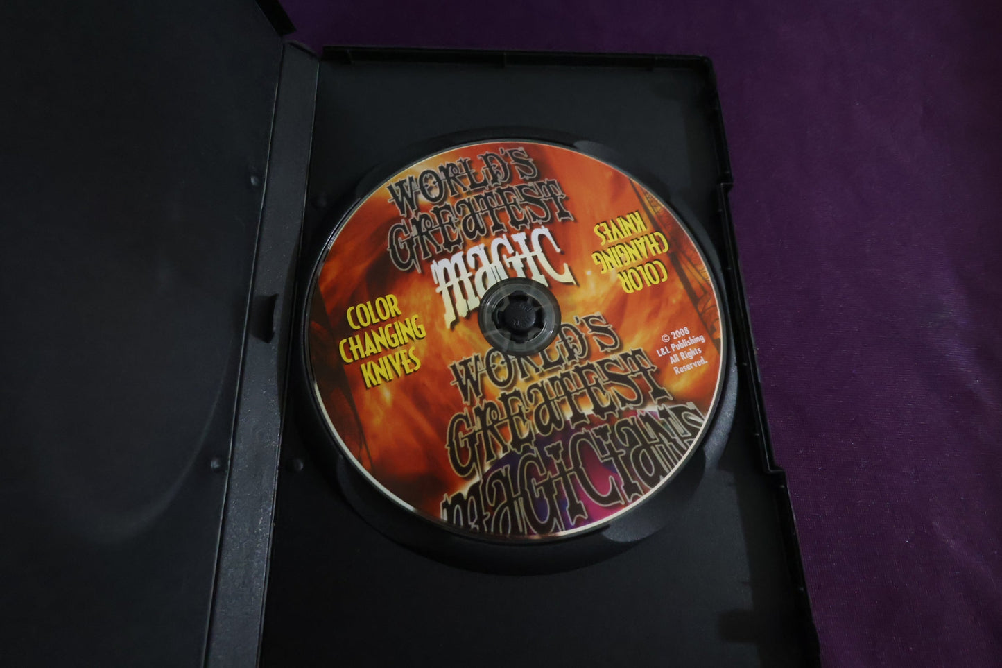【中古：状態A】World's Greatest Magic: Color changing knives