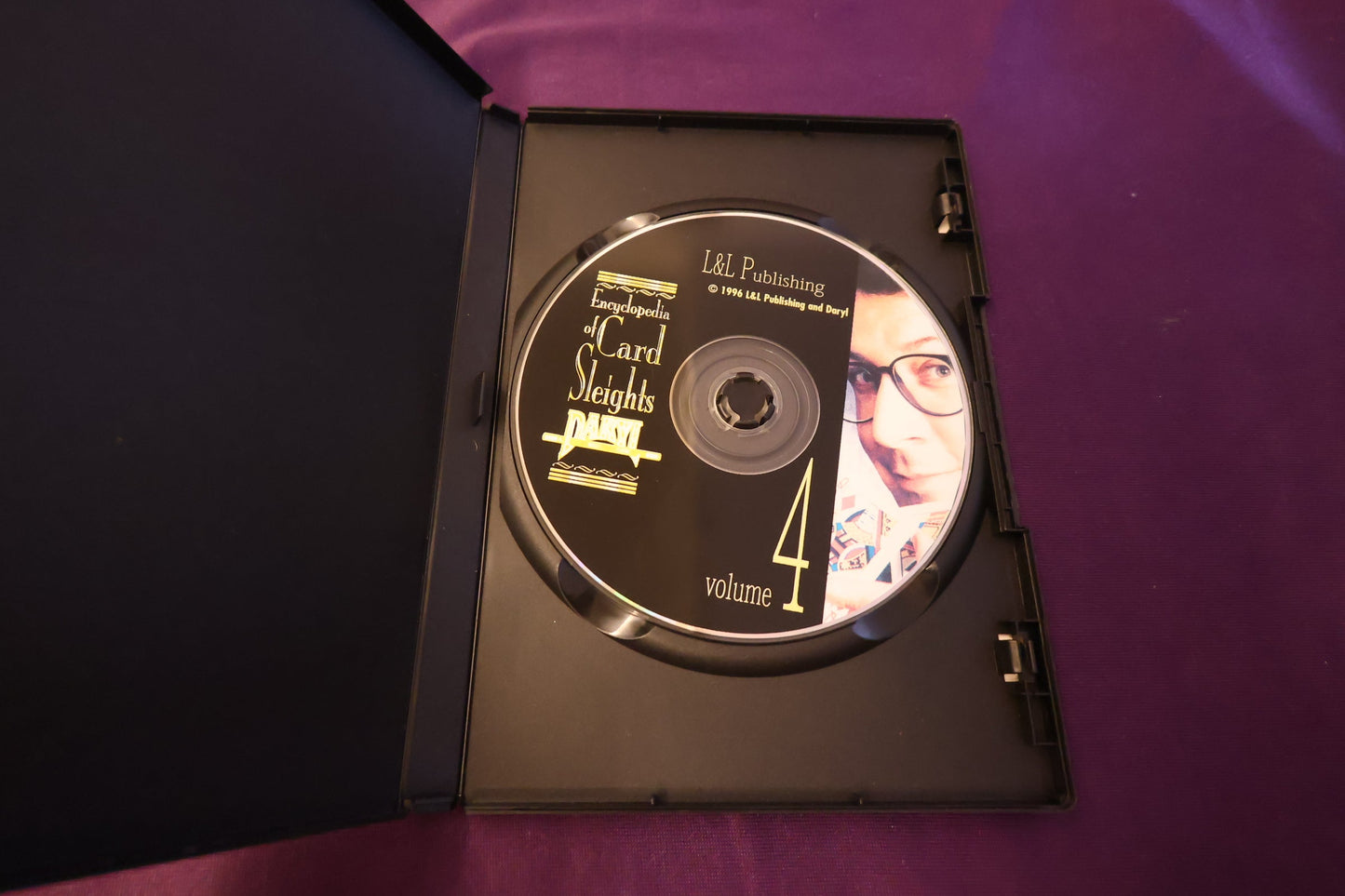 【中古：状態B】Encyclopedia of Card Sleights by DARYL Volume4