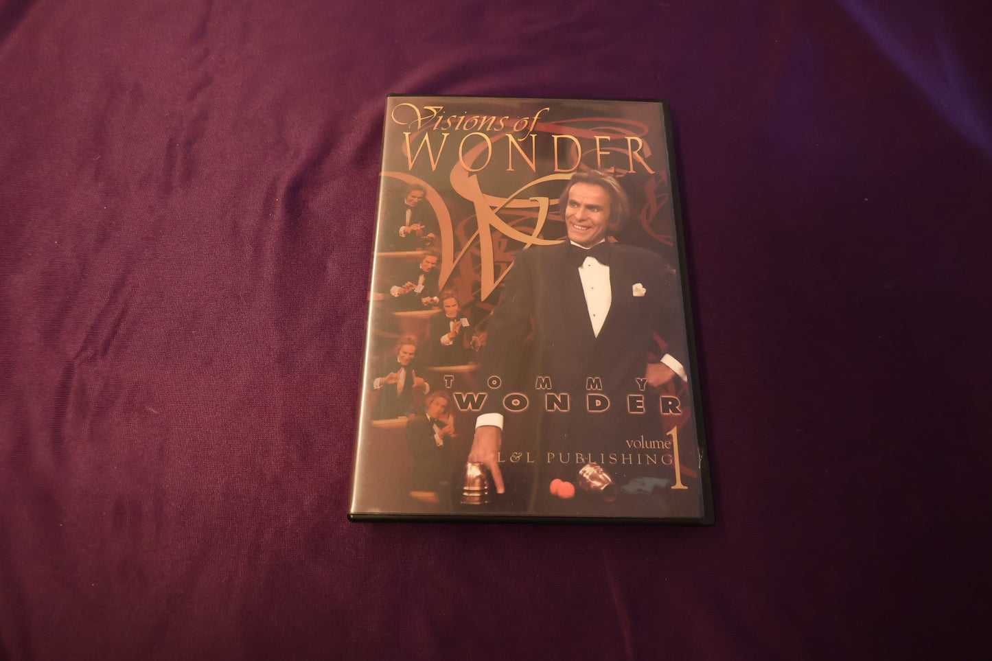【中古：状態A】VIisions of WONDER volume1 TOMMY WONDER