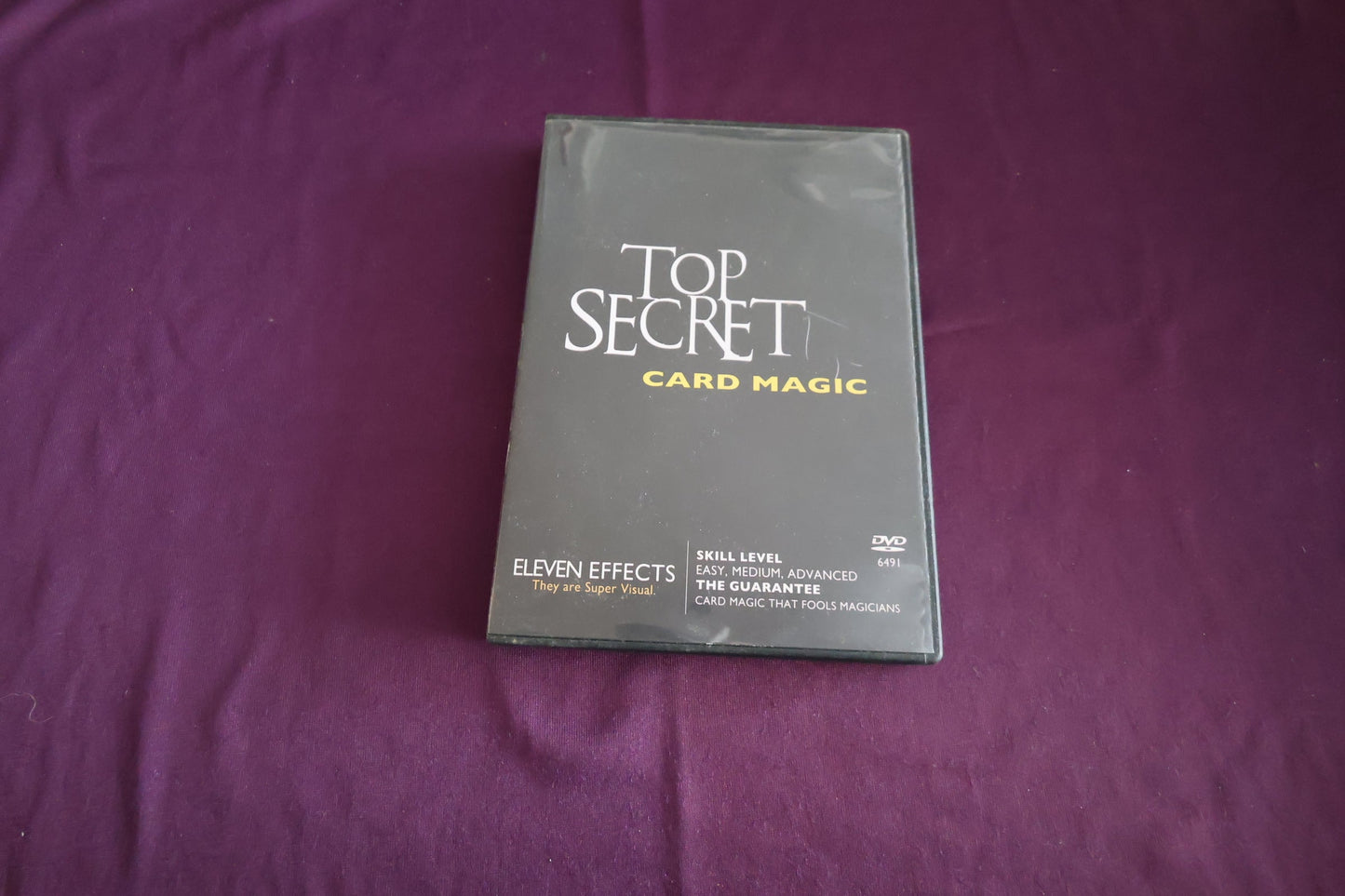 【中古：状態A】TOP SECRET CARD MAGIC by ELEVEN EFFECTS
