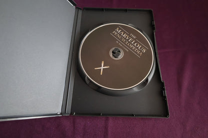 【中古：状態A】THE MARVELOUS PENCYCLOPEDIA by Tom Crosbie