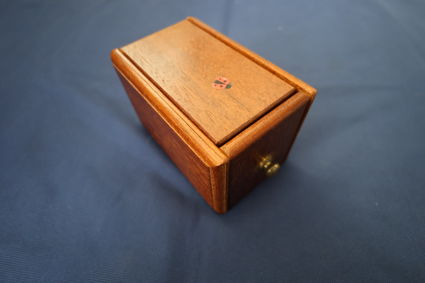 【中古：状態B】WOOSWN WONDER BOX（ウドゥン・ワンダー・ボックス）
