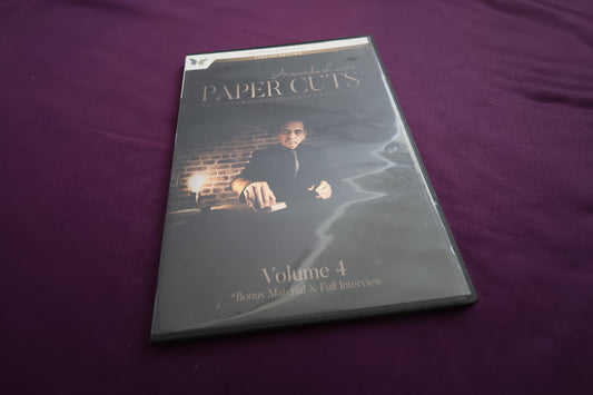 【中古：状態A】PAPER CUTS by Armando Lucero Volume4