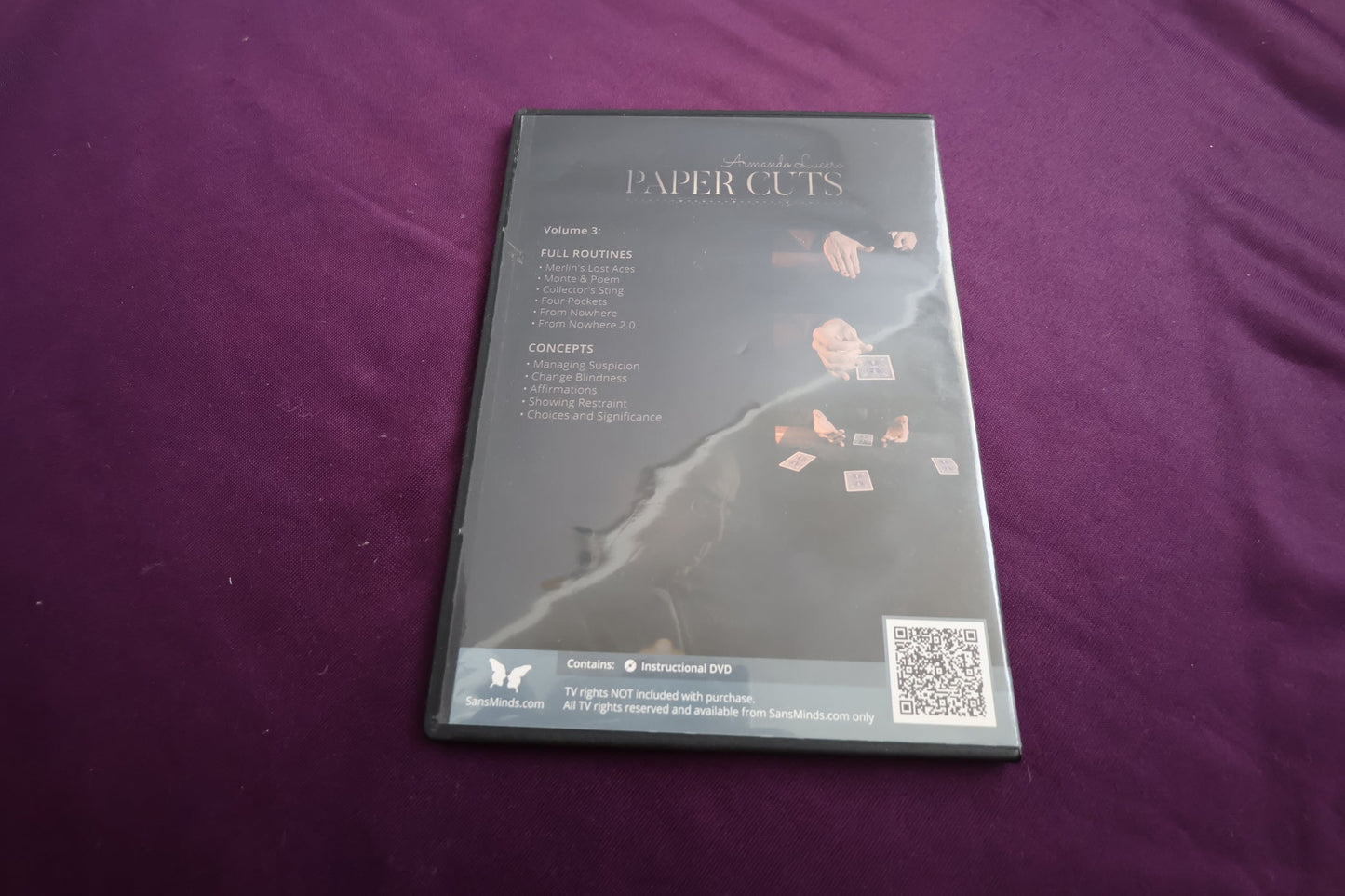 【中古：状態A】PAPER CUTS by Armando Lucero Volume3
