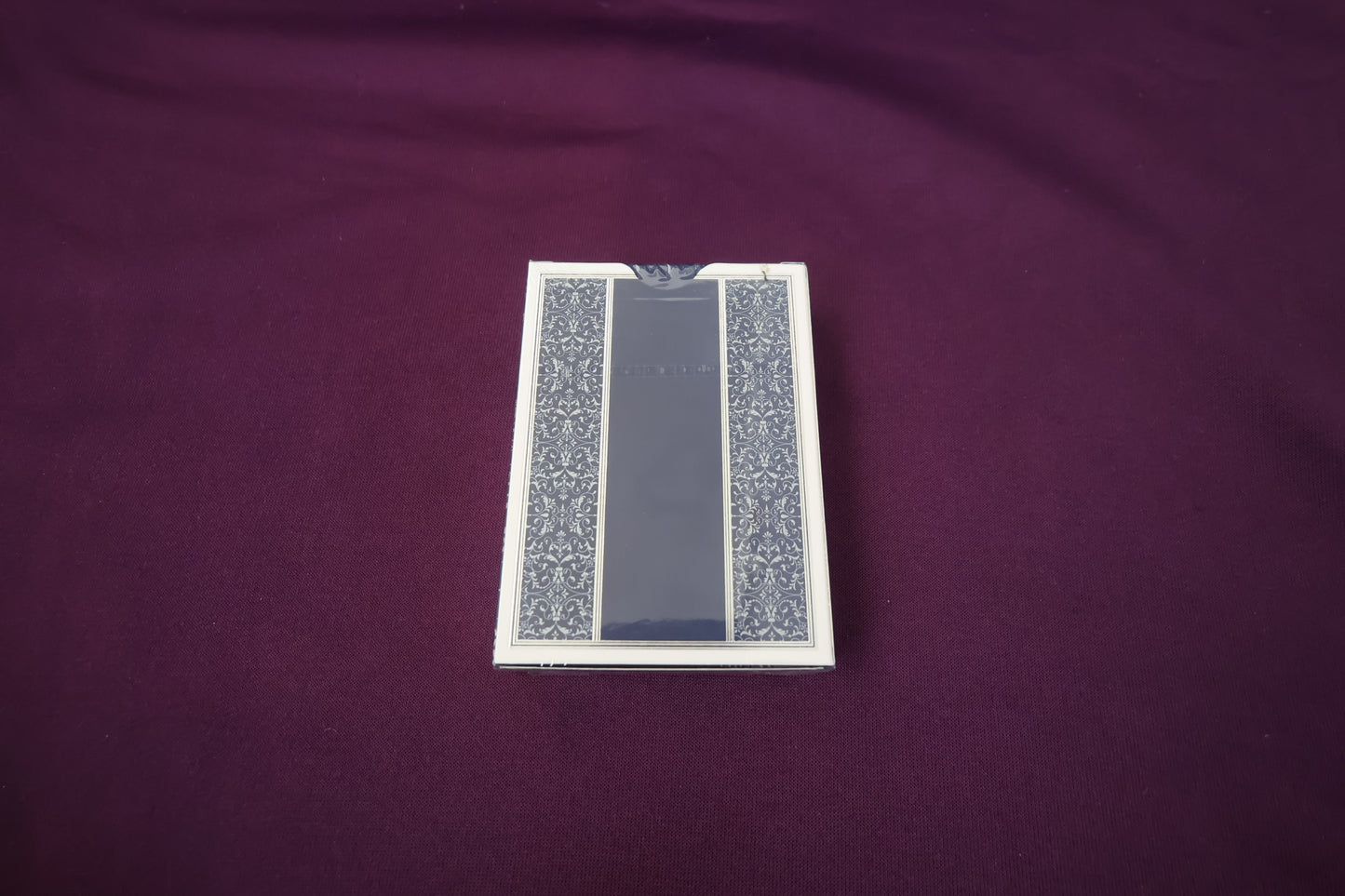 【中古：状態S】Straight Playing Cards Premium Edition V2 ミッドナイト