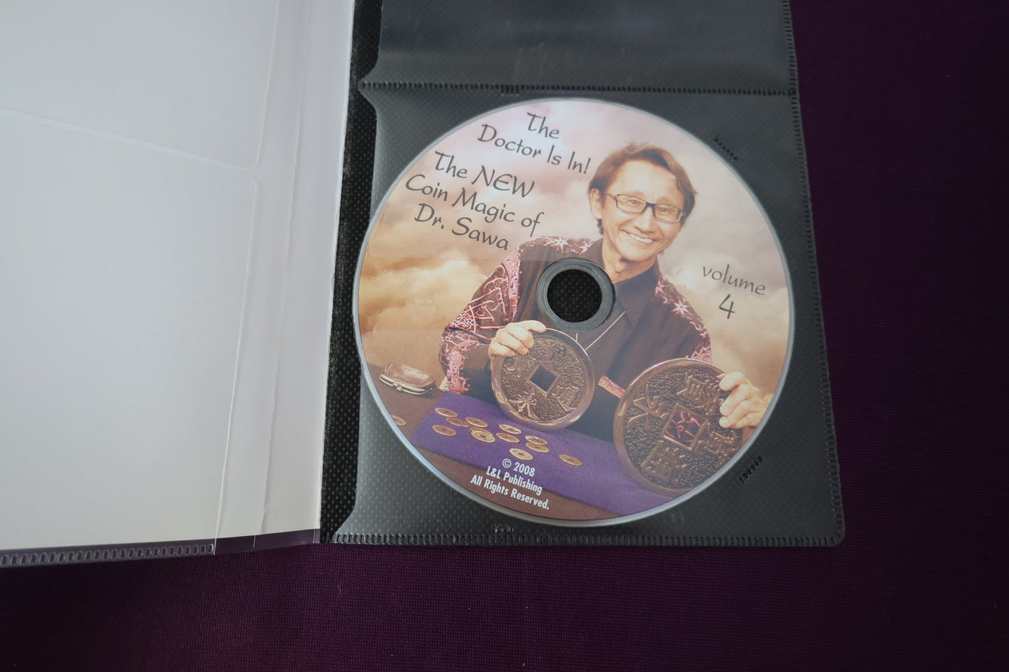 【中古：状態A】The NEW Coin Magic of Dr.Sawa Vol.4