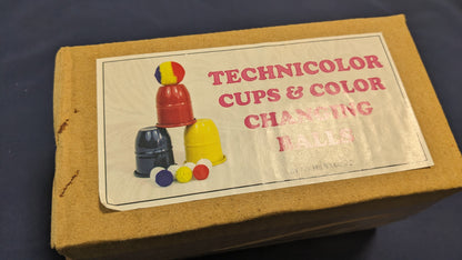 【中古：状態A】Technicolor Cups & Color Changing Balls