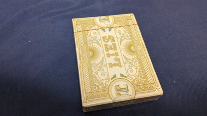 【中古：状態S】Lies Playing Cards 　The First Casualty is Truth