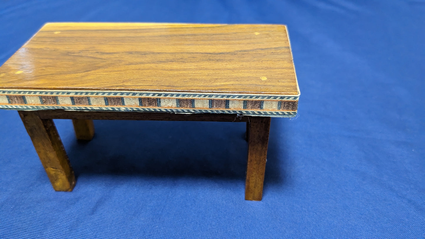 【中古：状態A】Coin Table