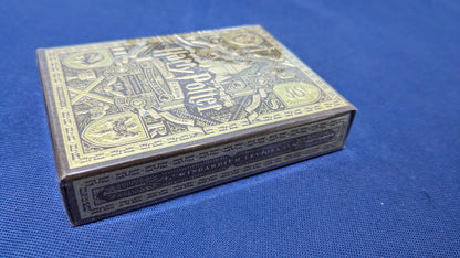 【中古：状態S】Harry Potter (Yellow-Hufflepuff) Playing Cards