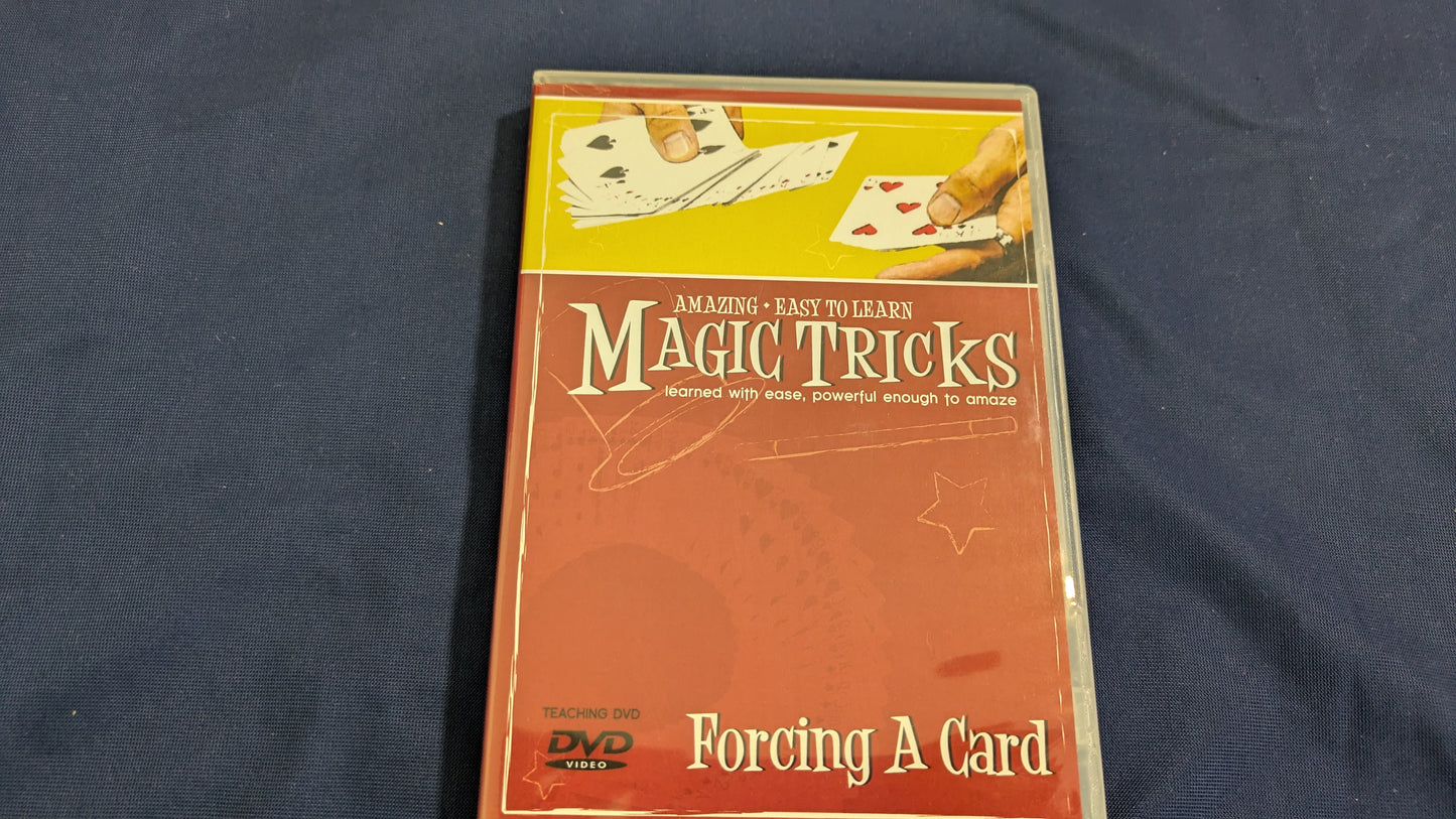 【中古：状態A】Amazing Easy to Learn Magic Tricks with Forcing A Card