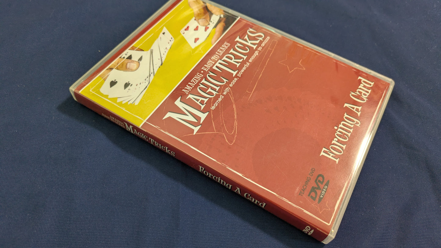 【中古：状態A】Amazing Easy to Learn Magic Tricks with Forcing A Card