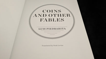 【中古：状態A】Coins and Other Fables by Luis Piedrahita（洋書）